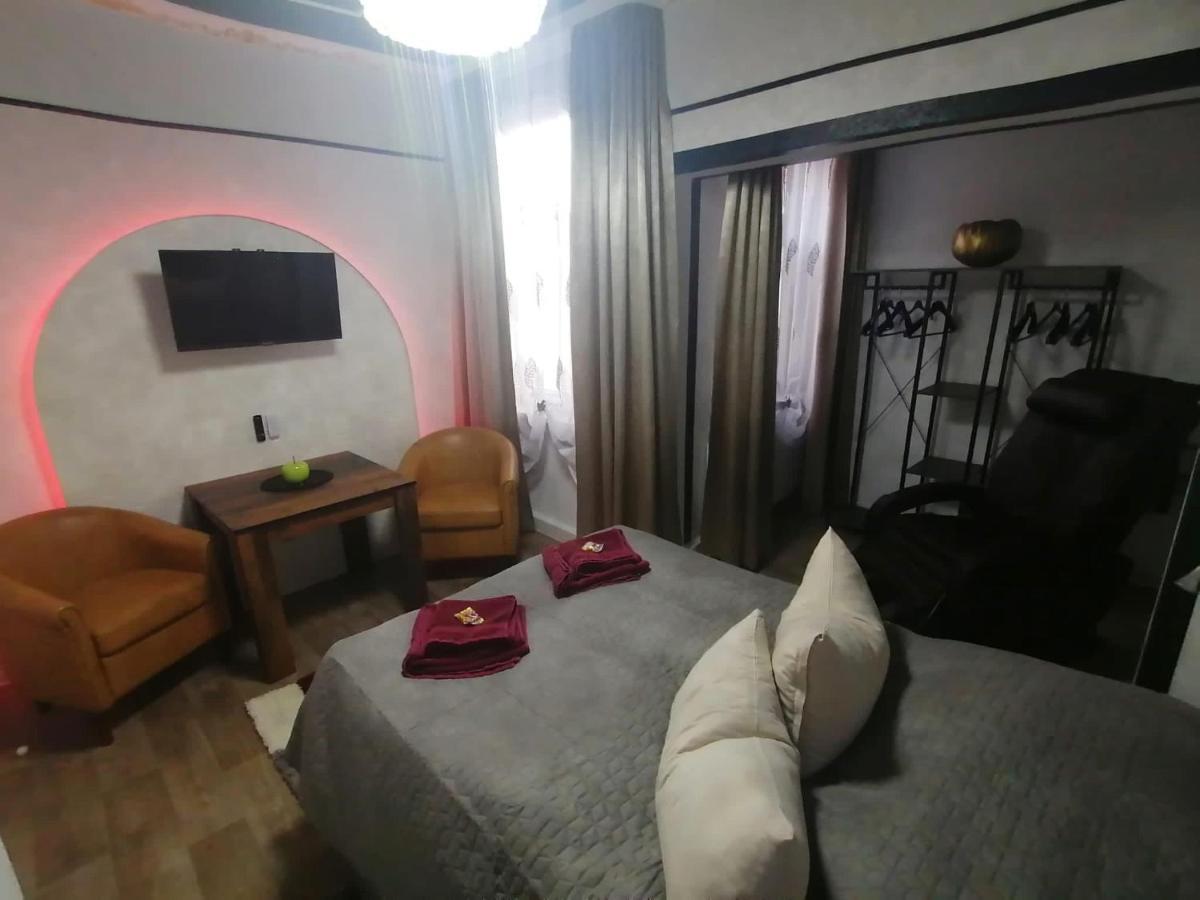 Best-Preis -Gold Suite- Mit Netflix, Self-Check-In, Ebike Ladestation, Fahrradraum, Wlan, Netflix Und Massagesessel - Direkt Am Elberadweg Im Herzen Von ויטנברג מראה חיצוני תמונה
