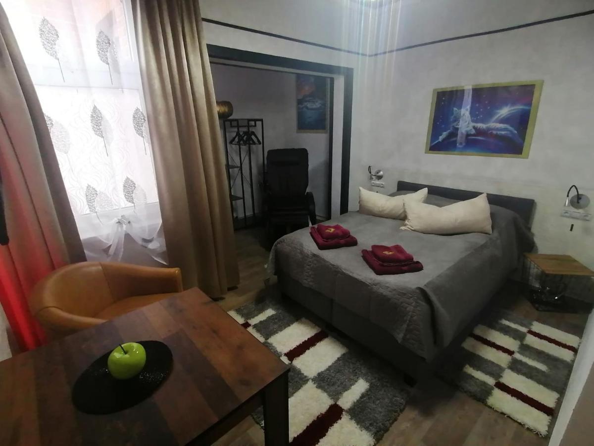 Best-Preis -Gold Suite- Mit Netflix, Self-Check-In, Ebike Ladestation, Fahrradraum, Wlan, Netflix Und Massagesessel - Direkt Am Elberadweg Im Herzen Von ויטנברג מראה חיצוני תמונה