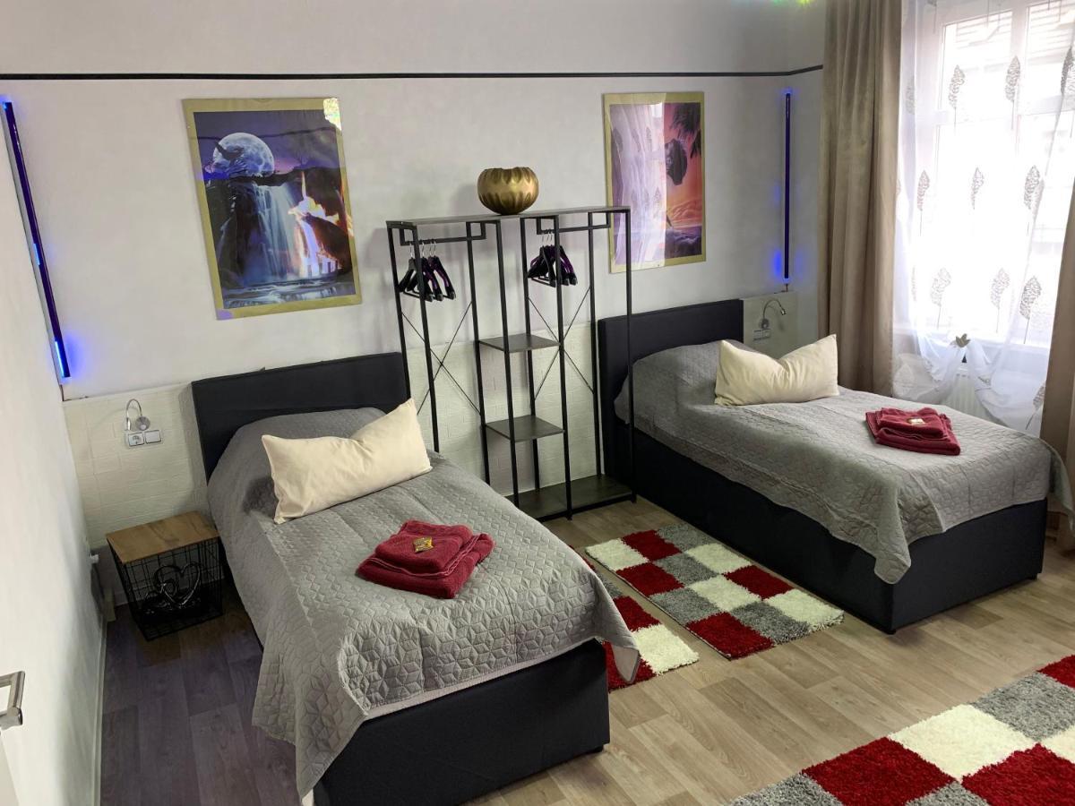 Best-Preis -Gold Suite- Mit Netflix, Self-Check-In, Ebike Ladestation, Fahrradraum, Wlan, Netflix Und Massagesessel - Direkt Am Elberadweg Im Herzen Von ויטנברג מראה חיצוני תמונה