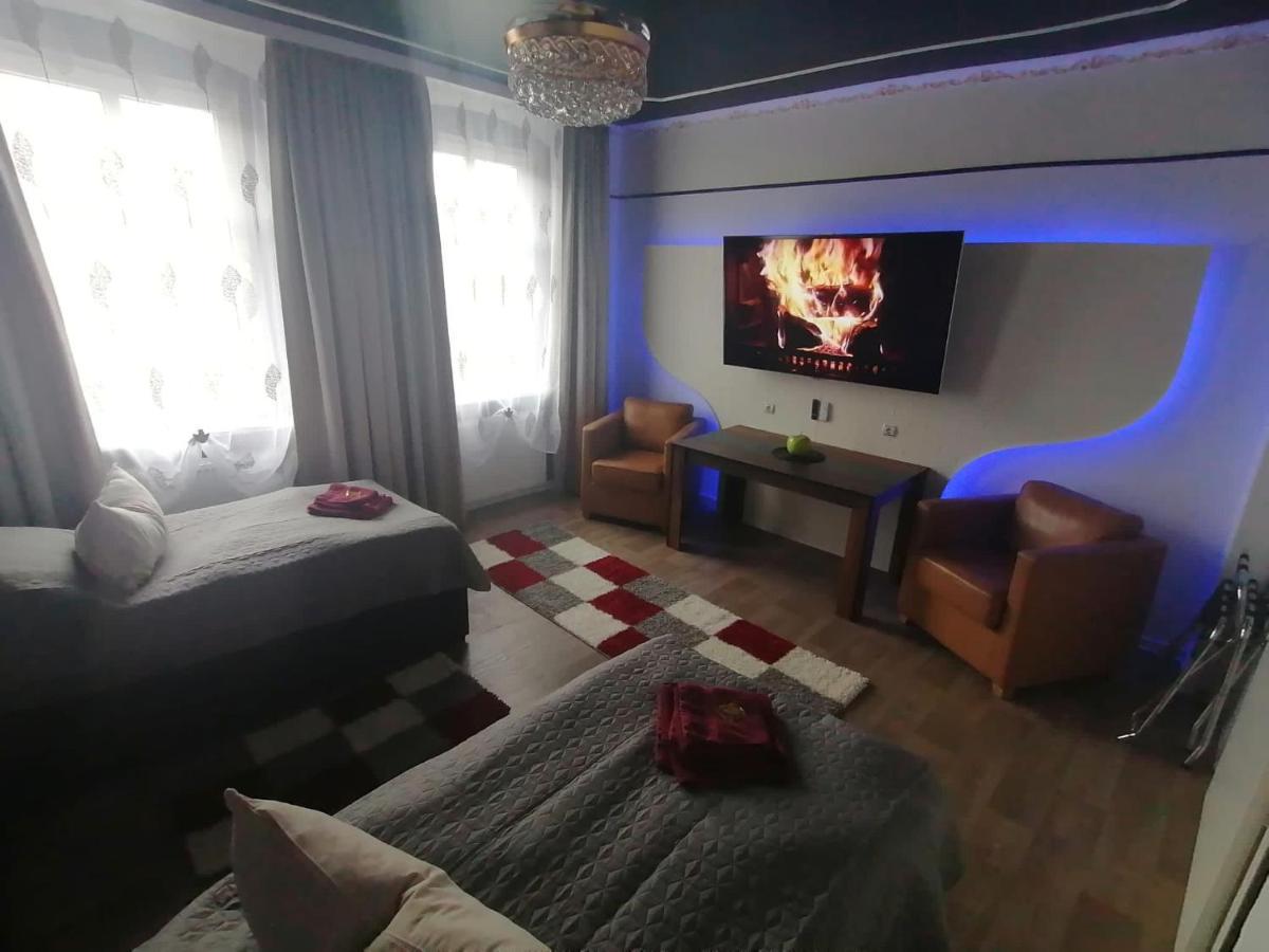 Best-Preis -Gold Suite- Mit Netflix, Self-Check-In, Ebike Ladestation, Fahrradraum, Wlan, Netflix Und Massagesessel - Direkt Am Elberadweg Im Herzen Von ויטנברג מראה חיצוני תמונה